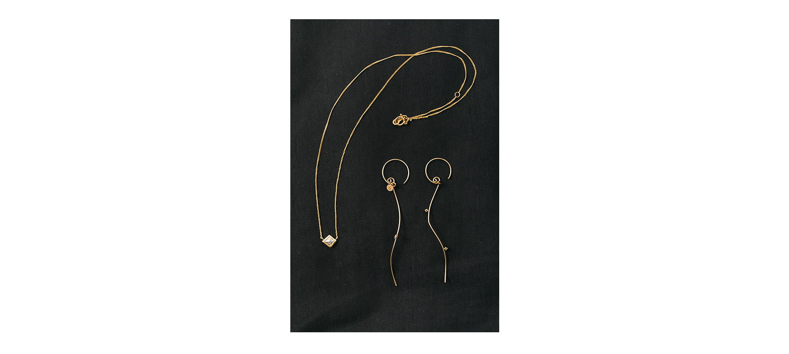 アクセサリーで細見え