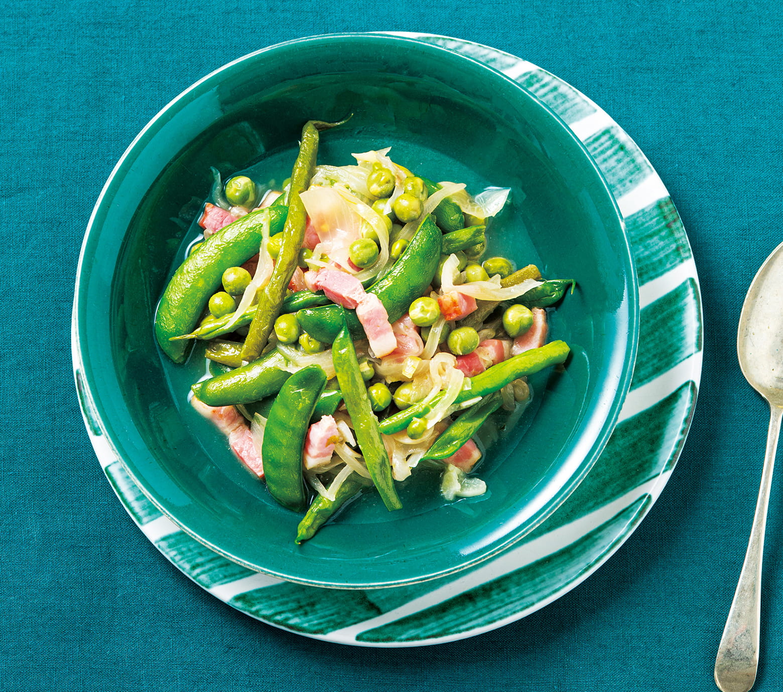 さや豆とベーコンのエチュベ