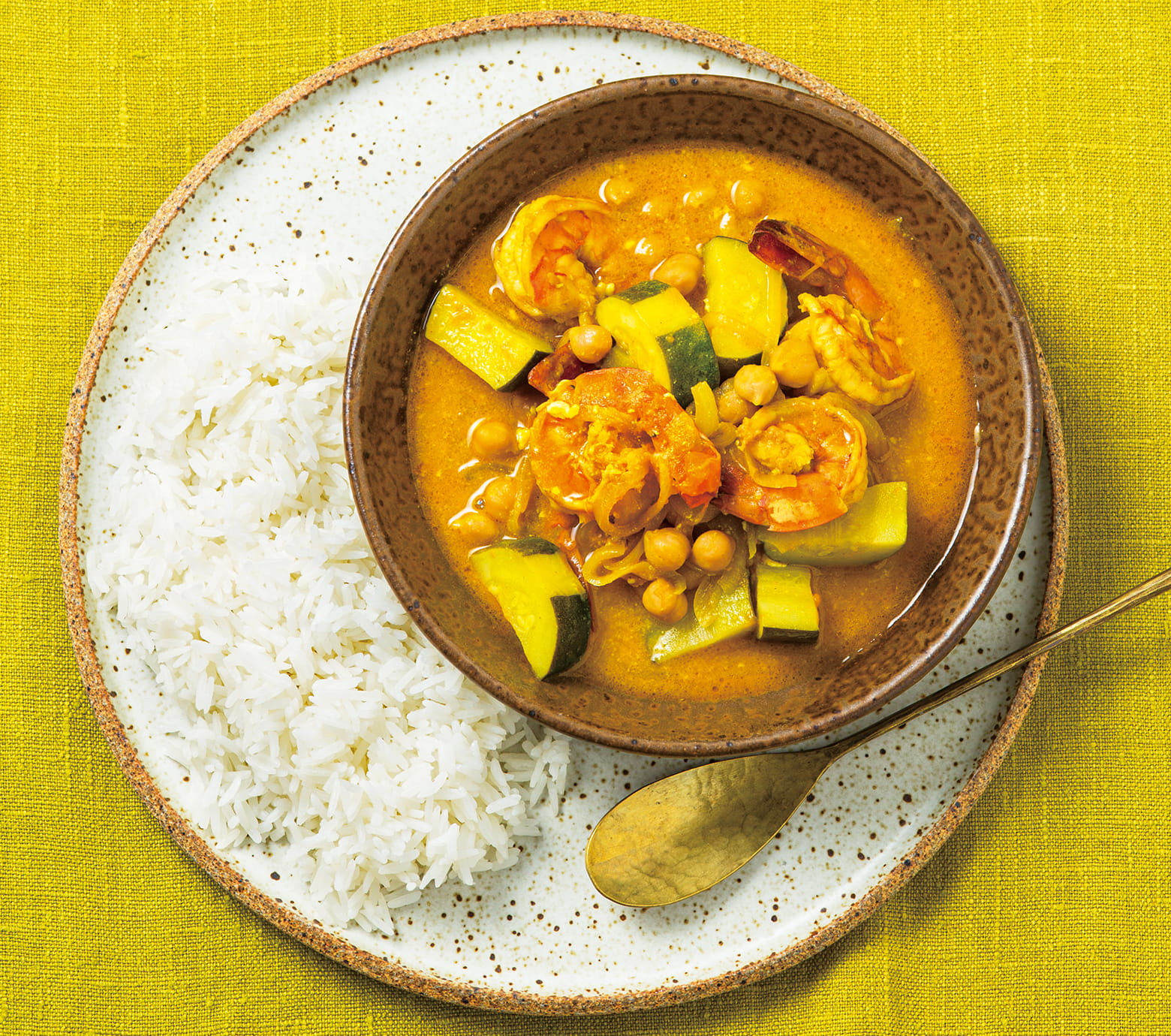 えびとひよこ豆のヨーグルトココナッツカレー