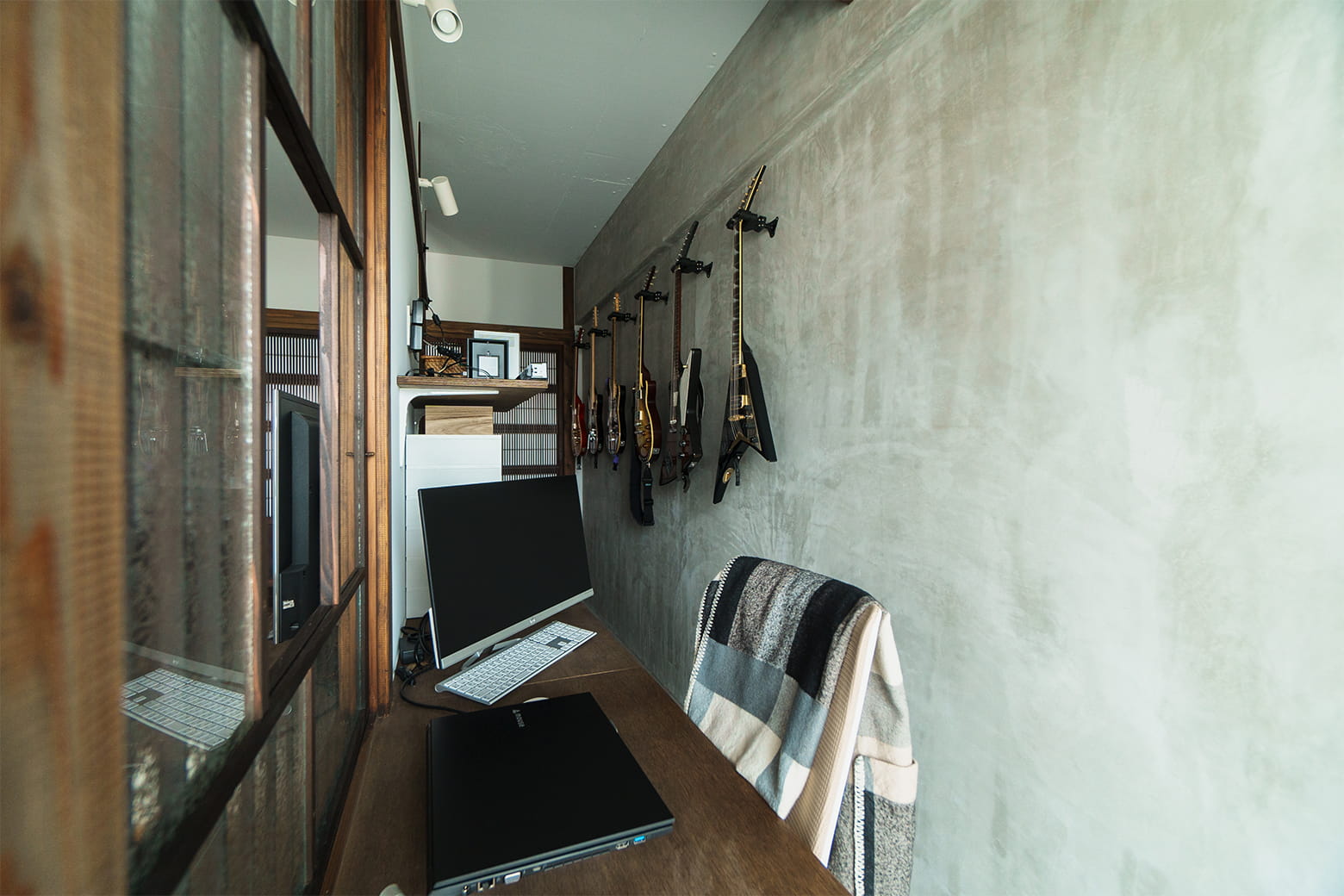 私たちと同じ、敏感肌に悩む方に届けたい。