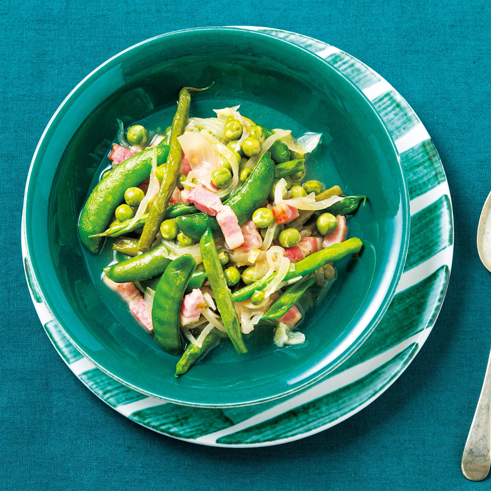 さや豆とベーコンのエチュベ