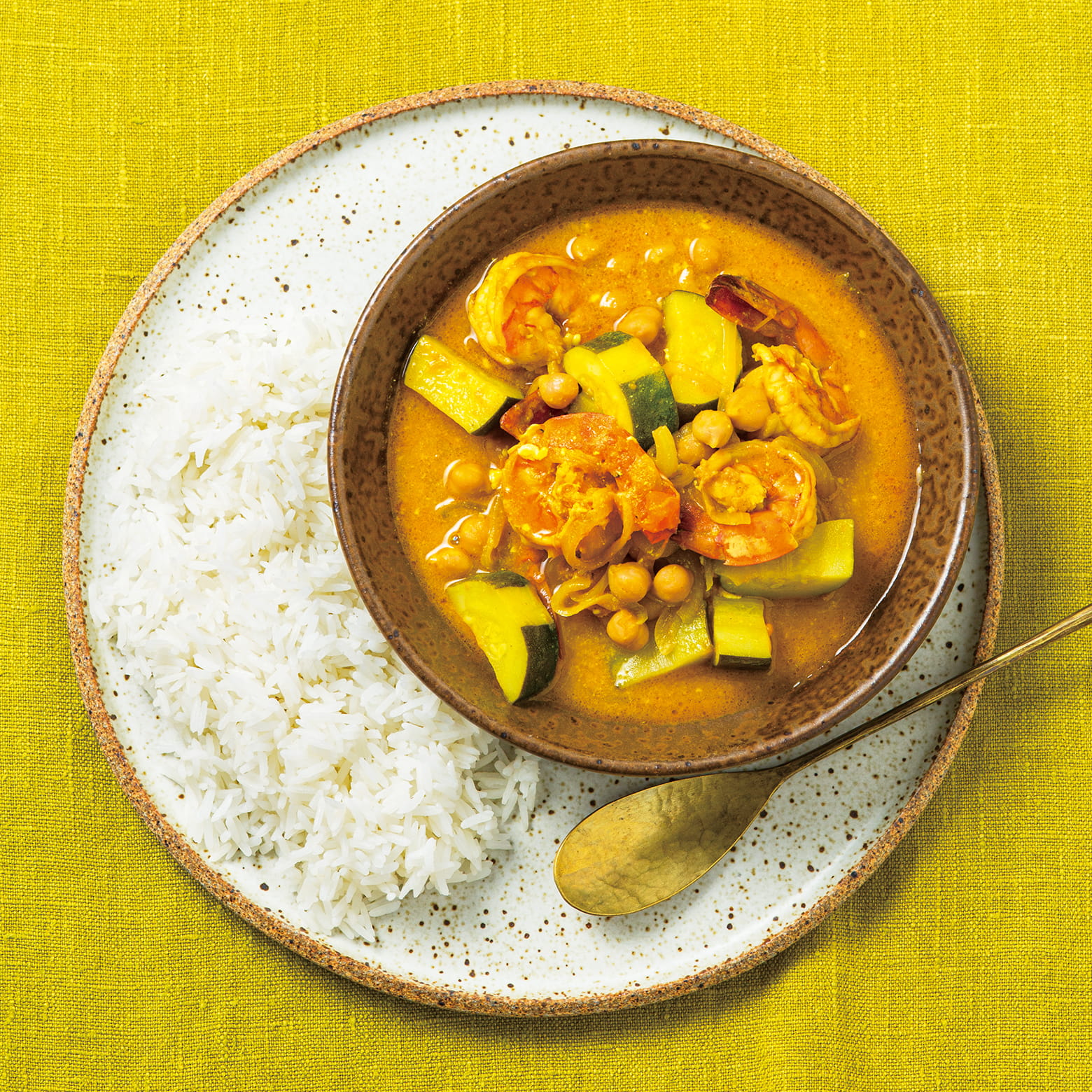 えびとひよこ豆のヨーグルトココナッツカレー